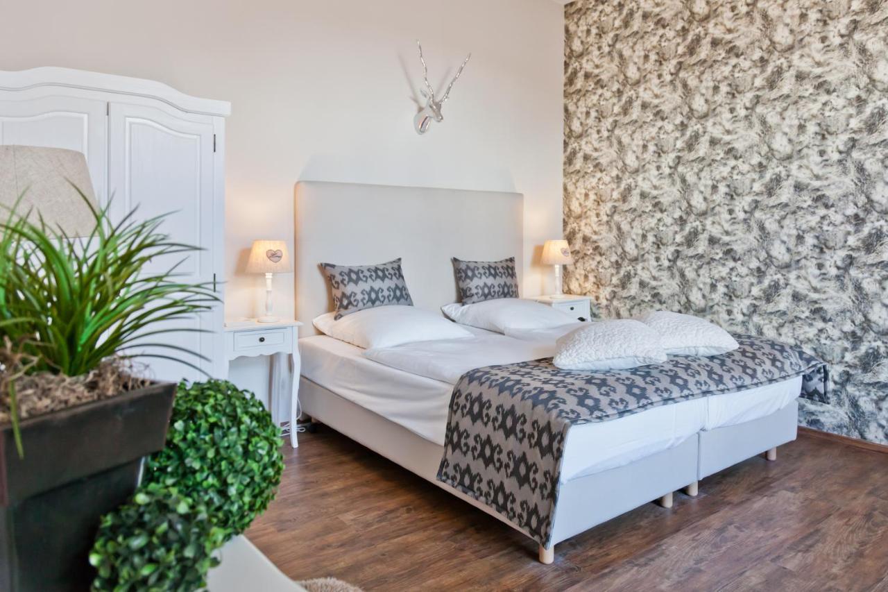 Apartment Apartement *